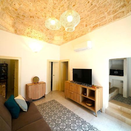 Domus Lapis - Con Terrazza Panoramica Villa Ostuni Luaran gambar