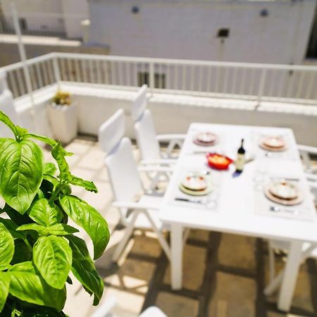 Domus Lapis - Con Terrazza Panoramica Villa Ostuni Luaran gambar