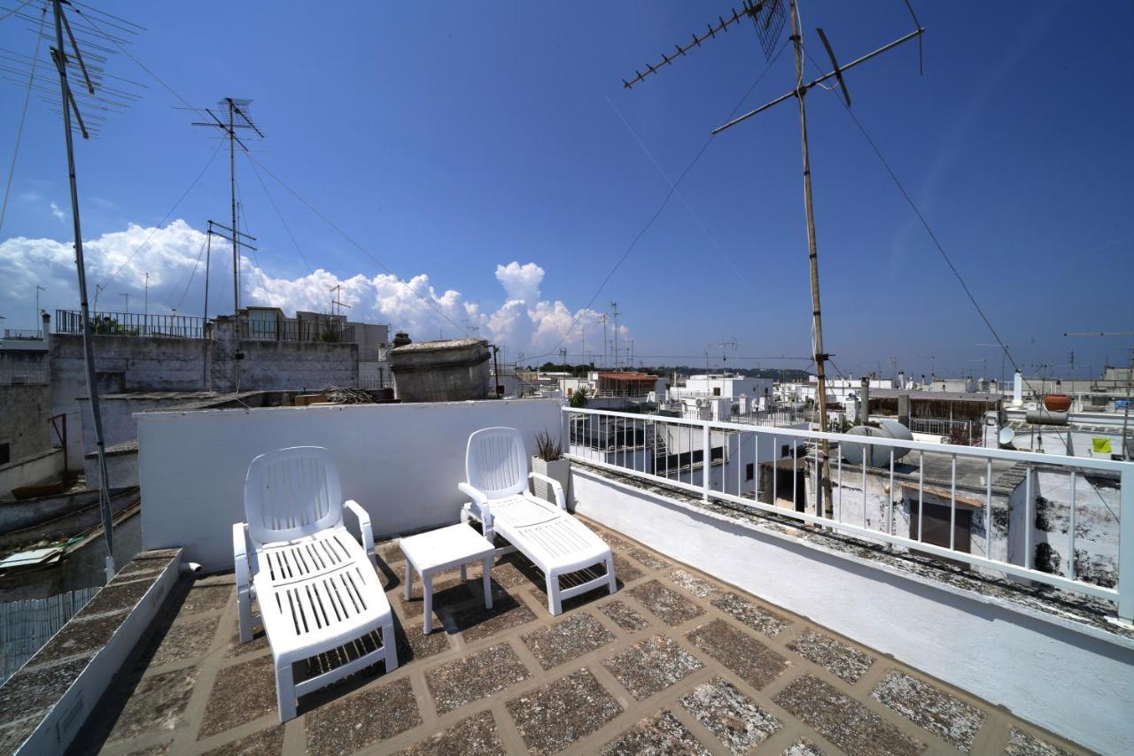 Domus Lapis - Con Terrazza Panoramica Villa Ostuni Luaran gambar