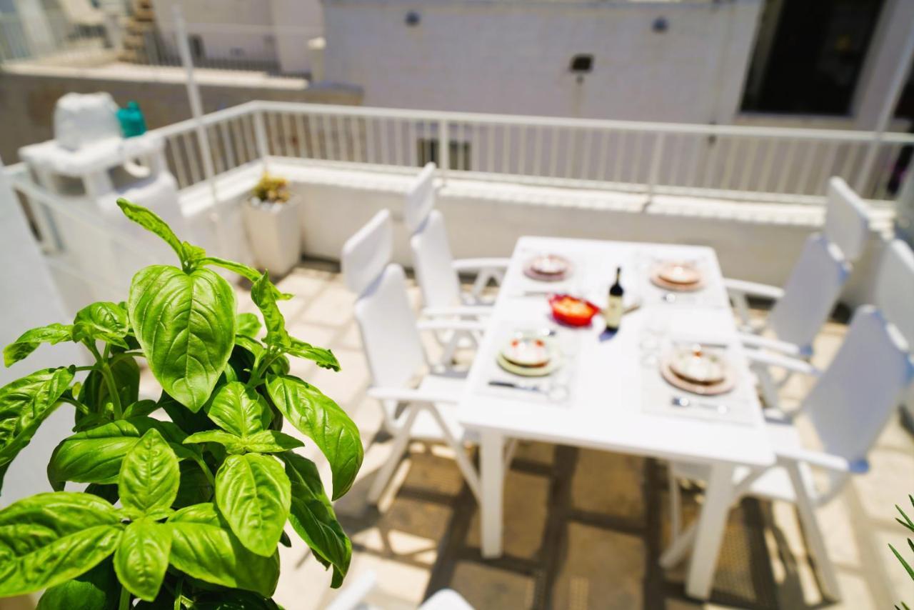 Domus Lapis - Con Terrazza Panoramica Villa Ostuni Luaran gambar